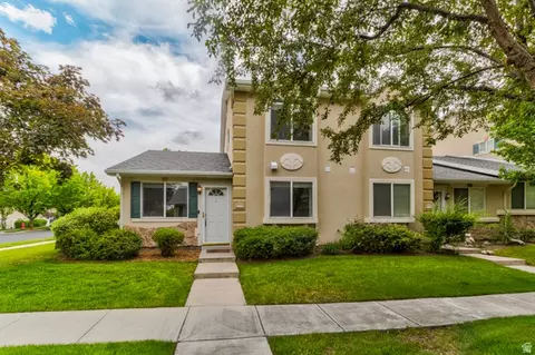 4752 W Italian Ct S, West Jordan, UT 84084