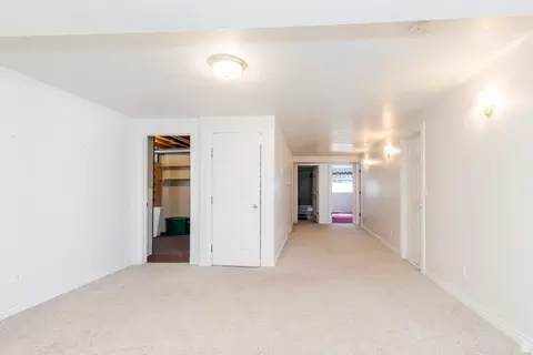 Entry Way - 455 N 350 E, Hyde Park, UT 84318 photo 1 of 1