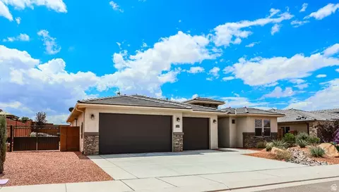 1228 E Gordon Ln, Washington, UT 84780