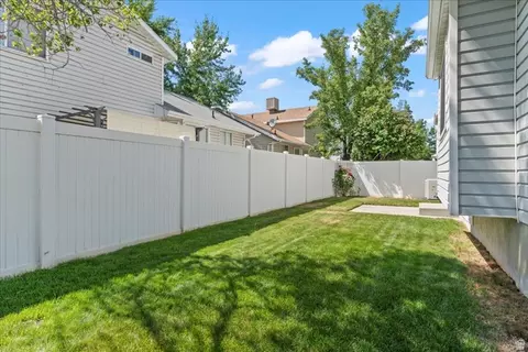 Exterior - 8260 S 560 E, Sandy, UT 84070 photo 7 of 7