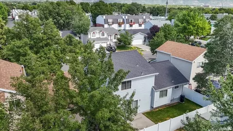 View/Area - 8260 S 560 E, Sandy, UT 84070 photo 5 of 12