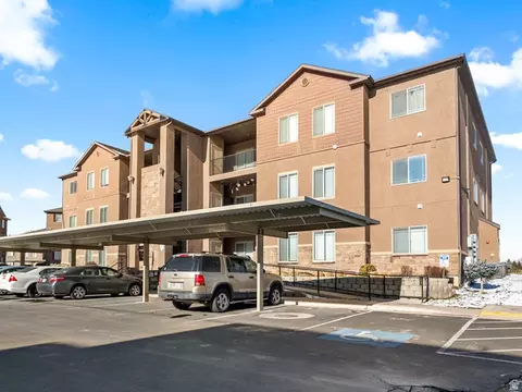 8215 N Clear Rock Rd #I-6, Eagle Mountain, UT 84005