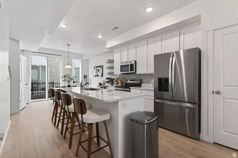 1146 S Redwood Unit F604 Rd, Salt Lake City, UT 84104