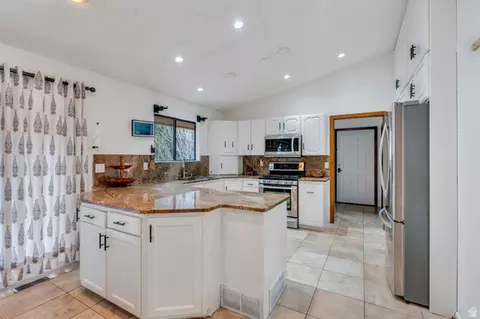 Kitchen - 442 E 1730 N, Orem, UT 84097 photo 1 of 3