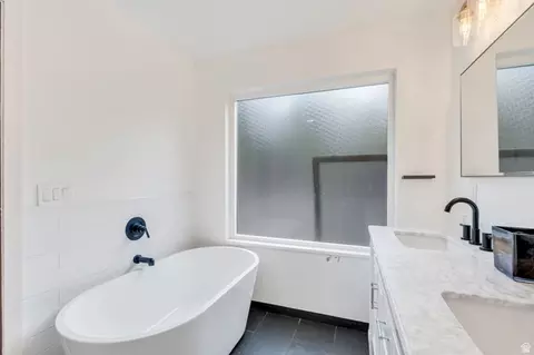 Bath - 442 E 1730 N, Orem, UT 84097 photo 1 of 5