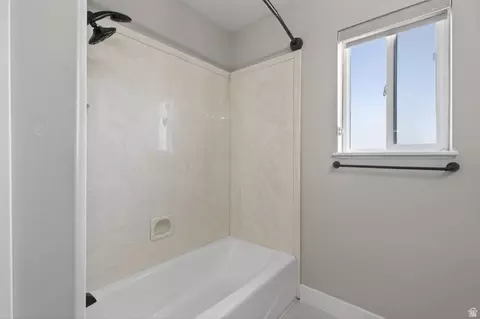 Bath - 598 E 900 N, Spring City, UT 84662 photo 6 of 6
