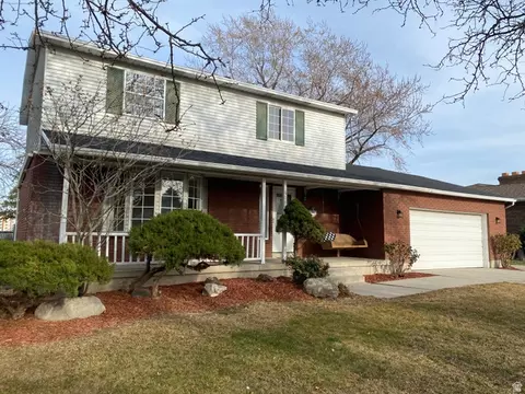 5085 S Clover View Dr, Murray, UT 84123