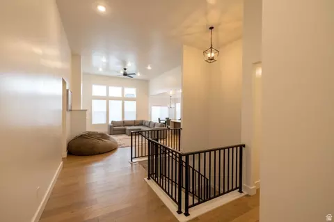 Entry Way - 293 N Pheasant Dr, Mapleton, UT 84664 photo 2 of 6