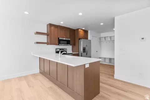 Modern kitchen in Loveless Estates townhome for buyers relocating to Nephi Utah