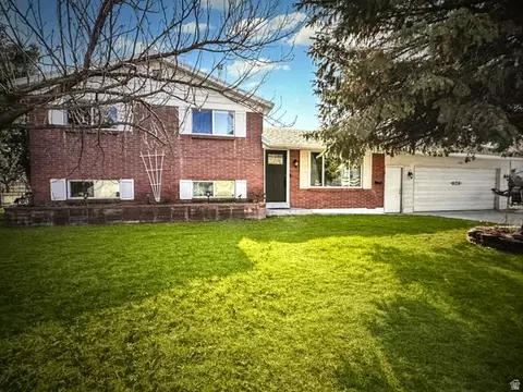 1901 W Kirkham Way S, Taylorsville, UT 84129