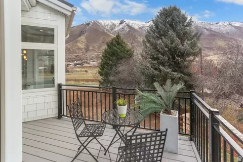 Exterior - 1354 S 800 E, Mapleton, UT 84664 photo 4 of 20