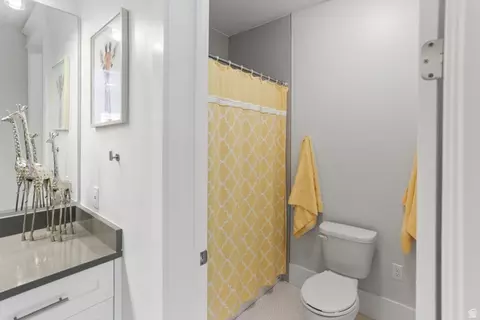 Bath - 1354 S 800 E, Mapleton, UT 84664 photo 7 of 13