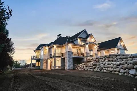 Exterior - 1354 S 800 E, Mapleton, UT 84664 photo 3 of 20