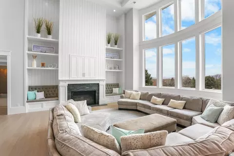 Living - 1354 S 800 E, Mapleton, UT 84664 photo 3 of 3
