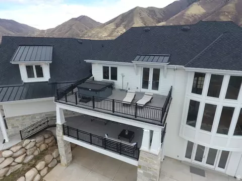 Exterior - 1354 S 800 E, Mapleton, UT 84664 photo 11 of 20