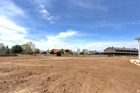Exterior - 1354 S 800 E, Mapleton, UT 84664 photo 16 of 20
