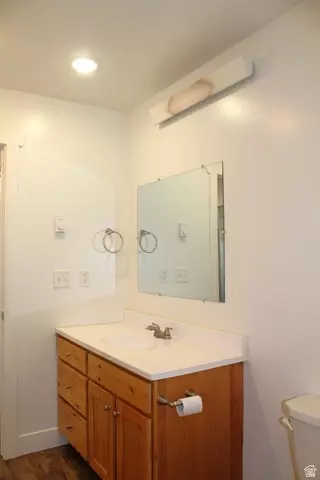 Bath - 209 E 100 S, Bicknell, UT 84715 photo 1 of 1