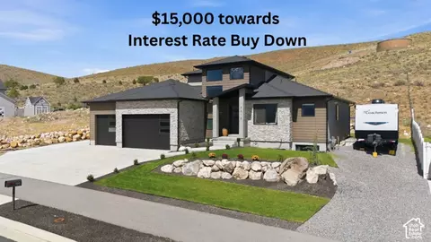 2313 E Patriot Dr, Eagle Mountain, UT 84005