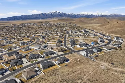 View/Area - 2313 E Patriot Dr, Eagle Mountain, UT 84005 photo 5 of 10