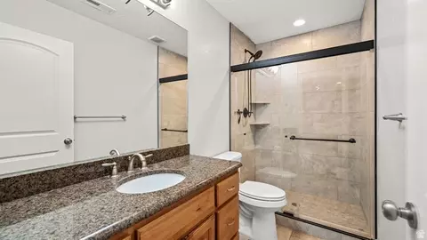 Bath - 45 N 970 W, Orem, UT 84057 photo 4 of 4