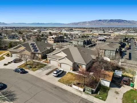 View/Area - 45 N 970 W, Orem, UT 84057 photo 4 of 4