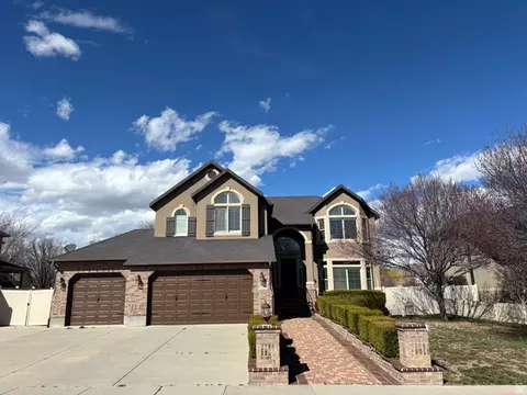 3042 W Chalk Creek Way, South Jordan, UT 84095