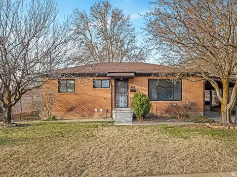 1042 E Douglas N, Ogden, UT 84404