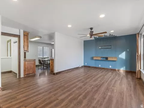1042 E Douglas N, Ogden, UT 84404