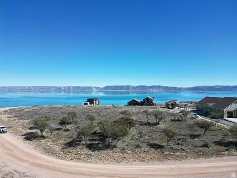 976 Cisco Run #E92, Garden City, UT 84028