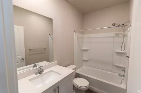 Bath - 1928 S 1030 W, Orem, UT 84058 photo 4 of 4