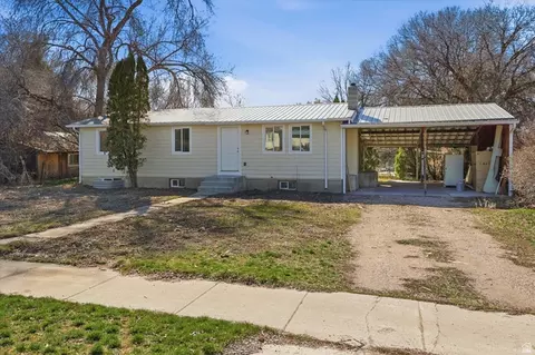 131 W 400 N, Malad City, ID 83252