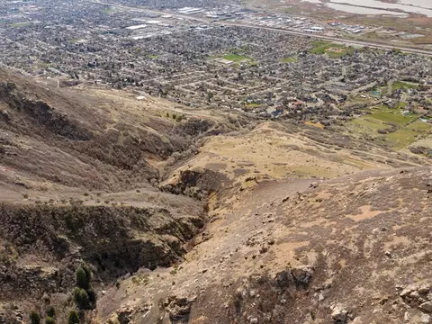 Undisclosed, Centerville, UT 84014 photo 10