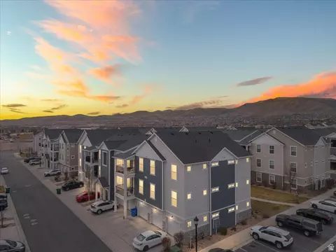 13222 S Dominica Ln #J304, Herriman, UT 84096