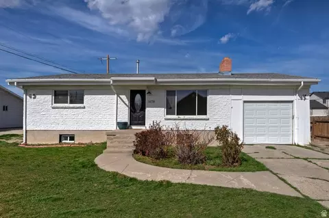 1678 W Leland Dr, West Jordan, UT 84084