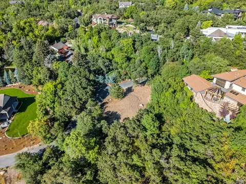 3316 E Lone Springs Cv S, Sandy, UT 84092 photo 2