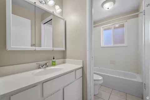 Bath - 876 E Chariot Dr, Sandy, UT 84094 photo 1 of 2