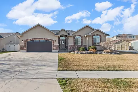483 W Rolling Sage Way, Saratoga Springs, UT 84045
