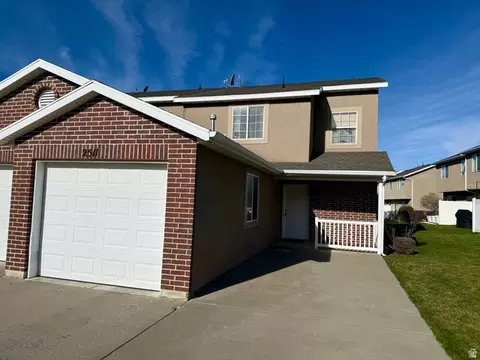 2511 N Charleston Ave, Harrisville, UT 84414