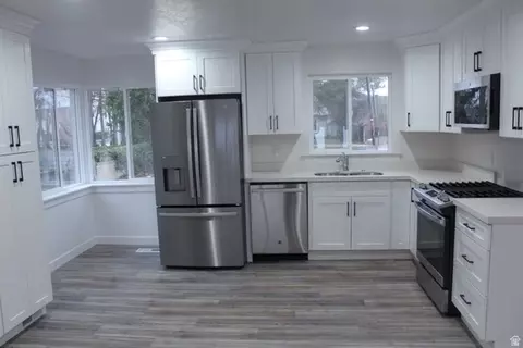 Kitchen - 545 S 100 E, Bountiful, UT 84010 photo 1 of 3