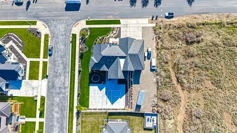 View/Area - 1418 S 500 E, Salem, UT 84653 photo 1 of 10