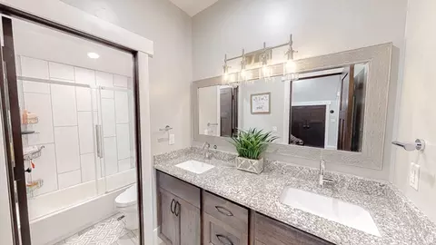 Bath - 1418 S 500 E, Salem, UT 84653 photo 3 of 4