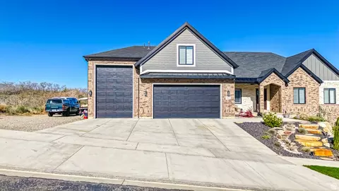 Exterior - 1418 S 500 E, Salem, UT 84653 photo 4 of 8