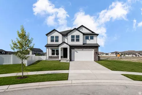 221 E Greyhawk Dr #113, Eagle Mountain, UT 84005