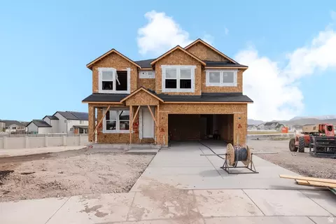 221 E Greyhawk Dr #113, Eagle Mountain, UT 84005