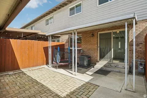 Exterior - 216 S 400 W, Orem, UT 84058 photo 1 of 8