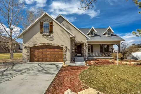 332 W Hillside Dr, Saratoga Springs, UT 84045