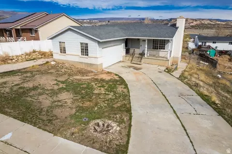 4558 W Valley Dr, Maeser, UT 84078