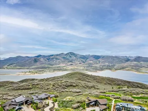 1155 E Lasso Trl #32, Hideout, UT 84036