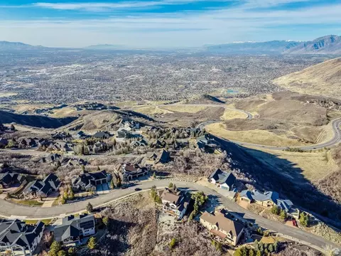 1565 E Trail Crest Ct #18, Draper, UT 84020 photo 13