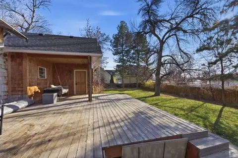 Exterior - 16 S 200 E, Centerville, UT 84014 photo 9 of 16